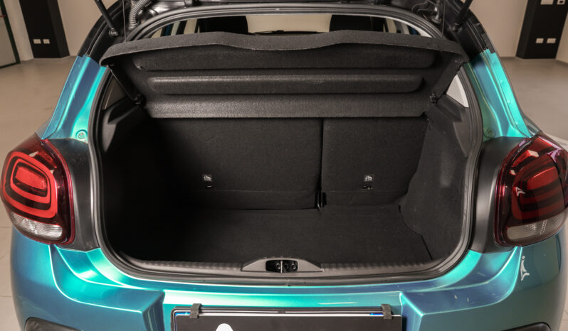 
								Citroen C3 1.2 SHINE 83CV Pure Tech full									