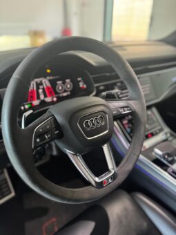 
										AUDI RSQ8 full									