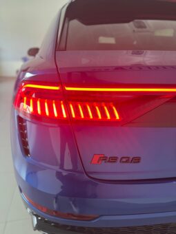 
										AUDI RSQ8 full									