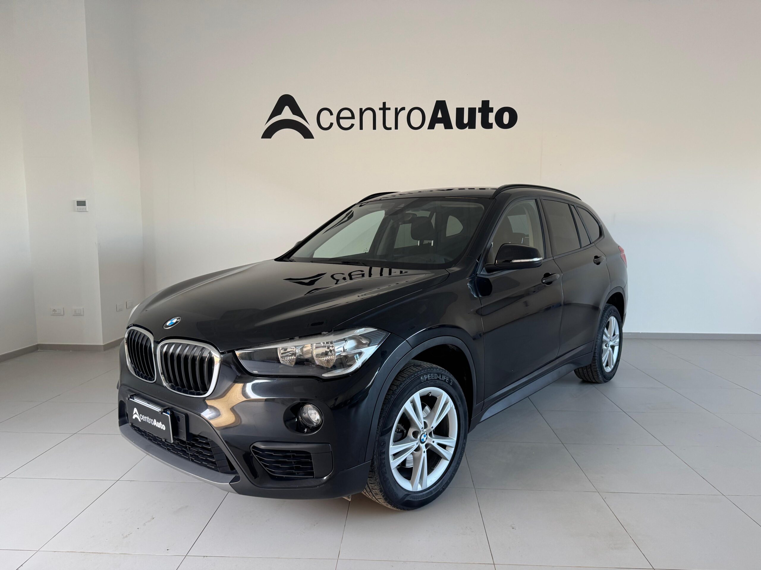 BMW X1 Business 18d S-drive AUTO
