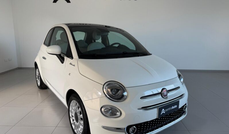 
								FIAT 500 1.0 Hybrid Dolcevita full									