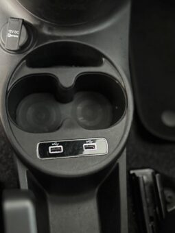 
										FIAT 500 1.0 Hybrid Dolcevita full									