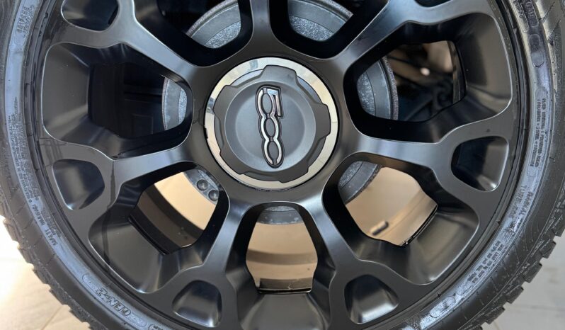 
								FIAT 500 L 1.3 MULTIJET 95 CV CROSS full									