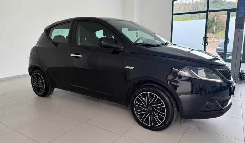 
								LANCIA YPSILON 3^ SERIE 1.0 FIREFLY full									