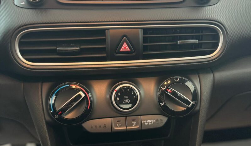 
								HYUNDAI KONA 1 serie 1.0 T-GDI Advanced full									