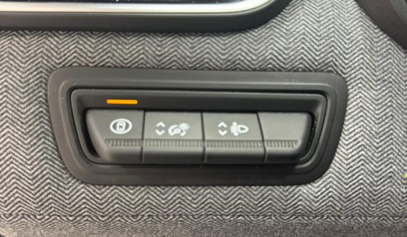 
								RENAULT CLIO 5^serie TCe TECHNO 5p 90 CV full									