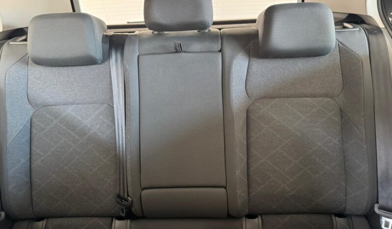 
								VOLKSWAGEN Golf VIII 2020 1.5 tsi evo Life 130cv full									