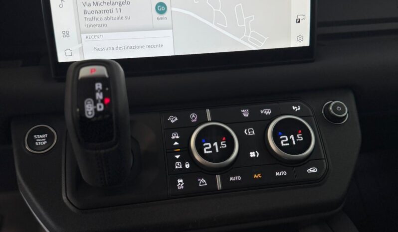 
								Land Rover Defender X-Dynamic SE 3.0 Diesel/Elettrica full									