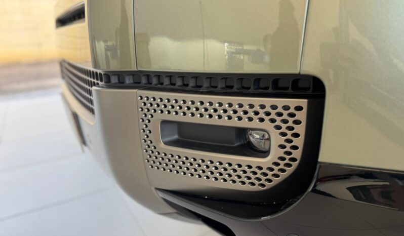 
								Land Rover Defender X-Dynamic SE 3.0 Diesel/Elettrica full									