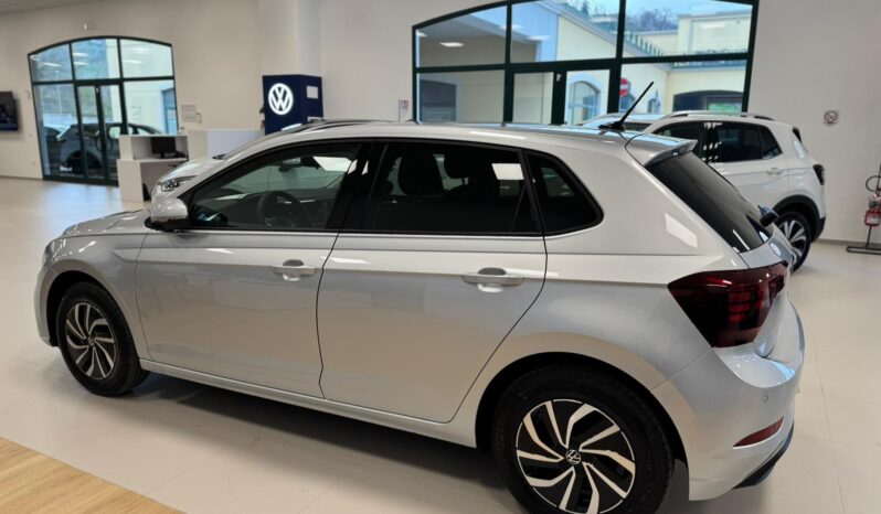 
								Polo VI 2022 1.0 tsi Edition Plus 95cv full									