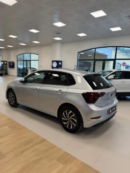 
										Polo VI 2022 1.0 tsi Edition Plus 95cv full									