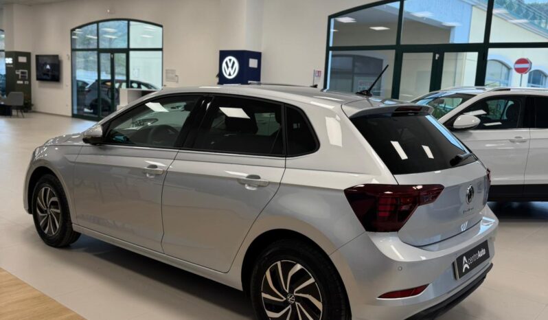 
								Polo VI 2022 1.0 tsi Edition Plus 95cv full									