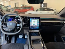 
										Reanault Rafale Full Hybrid E-Tech 200 CV Esprit Alpine full									