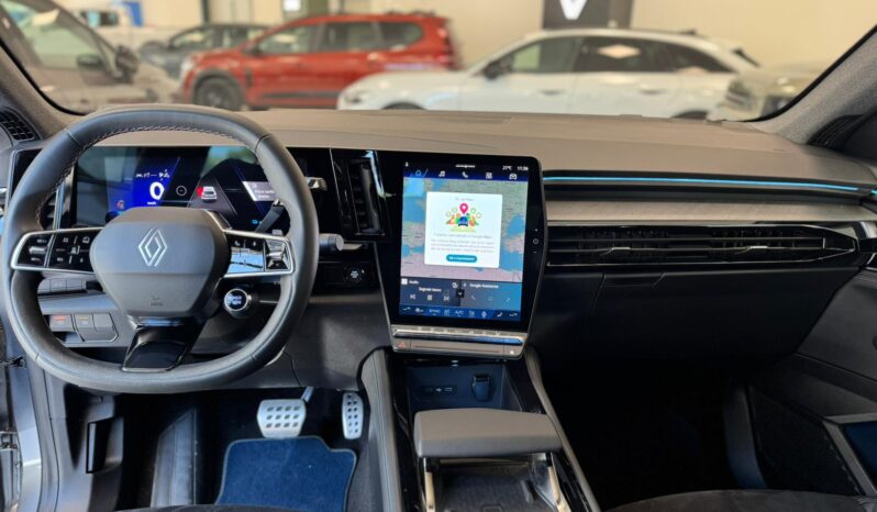 
								Reanault Rafale Full Hybrid E-Tech 200 CV Esprit Alpine full									