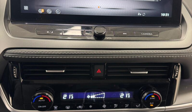 
								NISSAN QASHQAI n-connecta E-power 2wd full									