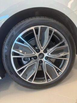 
										A5 Avant 2.0 tdi mhev S line edition 204cv s-tronic full									