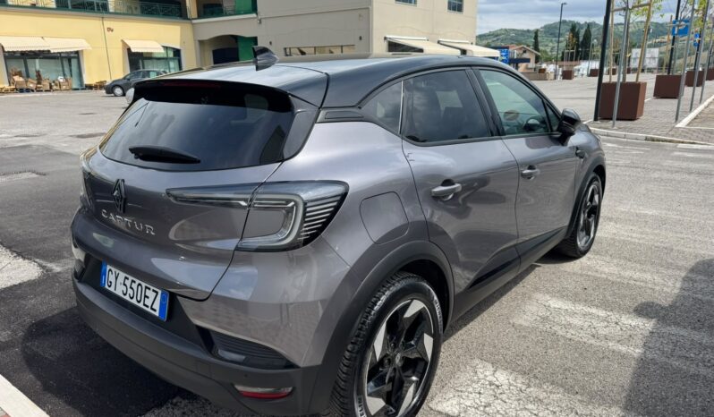 
								RENAULT Captur II 2024 1.0 tce Techno 90cv full									