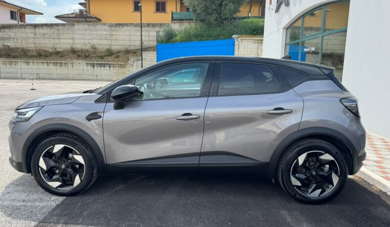 
								RENAULT Captur II 2024 1.0 tce Techno 90cv full									